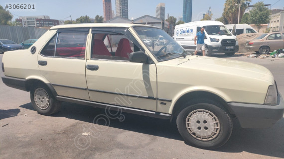 TOFAŞ DOĞAN SAĞ ARKA KAPI