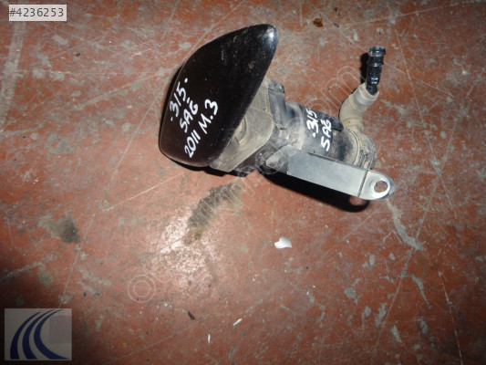 MAZDA 3 2010 ÇIKMA SAĞ FAR YIKAMA