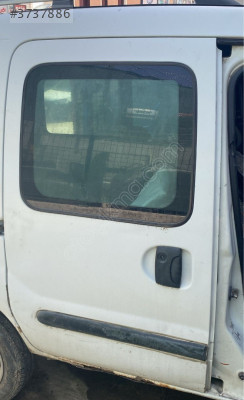 Kangoo 1-2 çıkma sağ sürgülü kapı