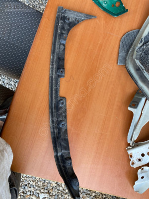 Ramult megane 4 kapı koruyucu fitil 808381643R