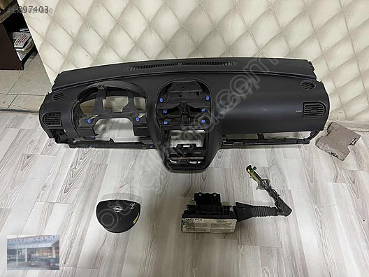 OPEL CORSA C EMNİYET KEMERİ ÇIKMA