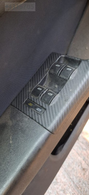 AUDİ A3 - KOL DÜĞMELERİ