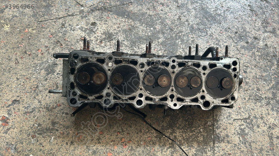 VW TRANSPORTER T4 2.5 SİLİNDİR KAPAĞI ÇIKMA ORJİNAL VW
