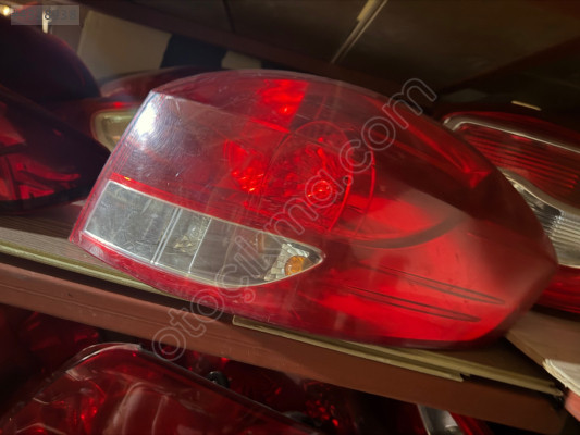 Renault Clio üç sağ arka stop