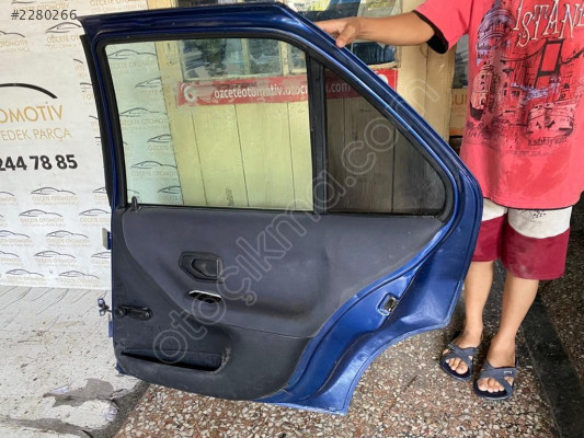 PEUGEOT 306 SAĞ ARKA KAPI DÖŞEMESİ 1997-2002 MODEL