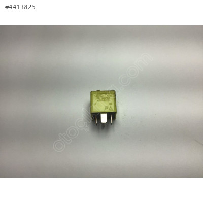 Ford Focus Çok Fonksiyonlu Sarı Röle V23136-B1-X33 93BG14N089B1B