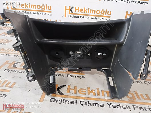HYUNDAİ KONA KONSUL ÖN ÇAKMAKLIK AUX