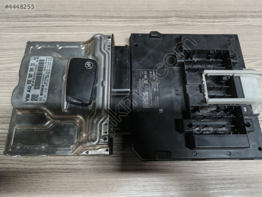 SKODA KAROQ BEYİN SET