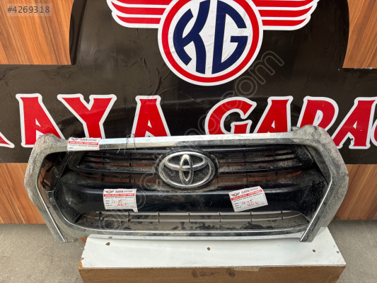 Toyota Hilux 2021 2025 ön panjur