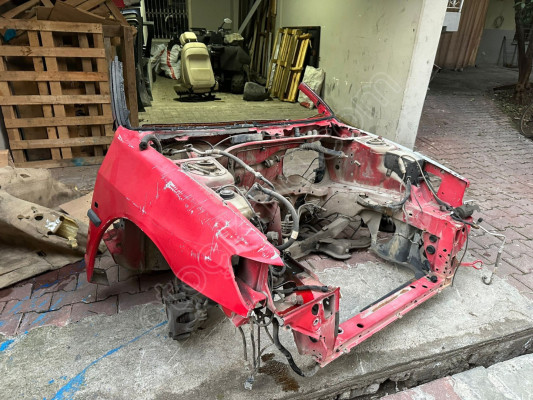 PEUGEOT 306 ÇIKMA SAĞ SOL ÖN TAŞIYICI
