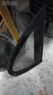 OPEL VECTRA B SAĞ ARKA KELEBEK CAMI.OTO ERKAN ÜNYE