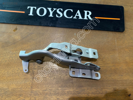 Mercedes A Serisi W176 A180 Sağ Kaput Menteşesi A1768800428