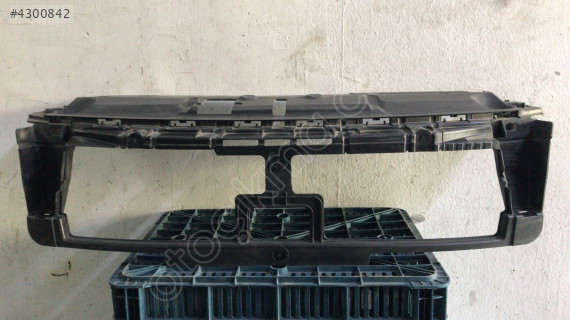 PEUGEOT 308 ÖN TAMPON ÜST BAKALİTİ ÇIKMA ORJİNAL YEDEK PARÇA