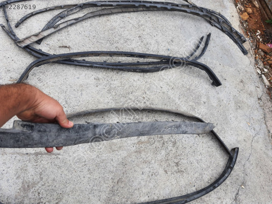 FORD FİESTA ÖN ALT TAMPON BIYIK