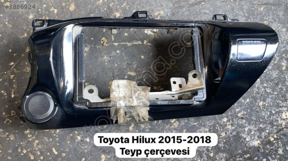 TOYOTA HİLUX 2015-2018 TEYP ÇERÇEVESİ                 (XS1607S25)
