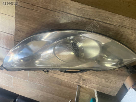 Peugeot 407 sol ön far lambası temiz