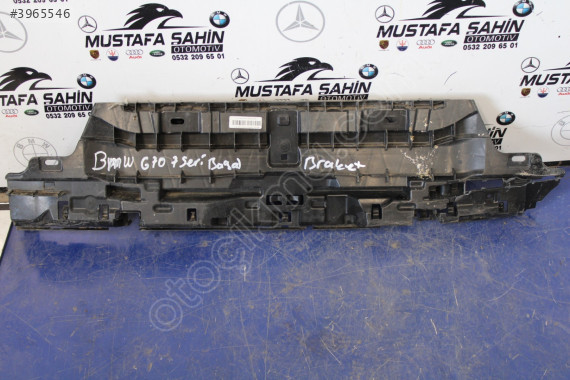 BMW G70 7 SERİ BAGAJ BRAKETİ ÇIKMA ORJİNAL