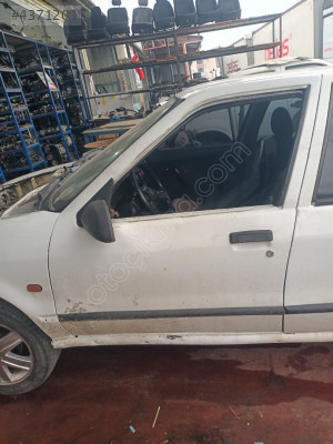 RENAULT 19 EUROPA BEYAZ SAĞ VE SOL ÖN KAPI