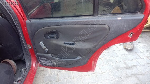 citroen saxo sağ arka kapı döşemesi