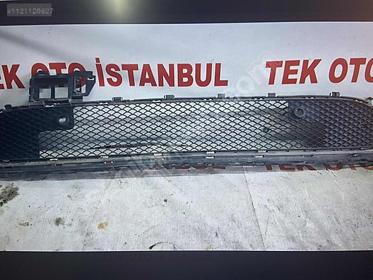 MERCEDES CLA SERİSİ 117 KASA TAMPON ORTA IZGARASI