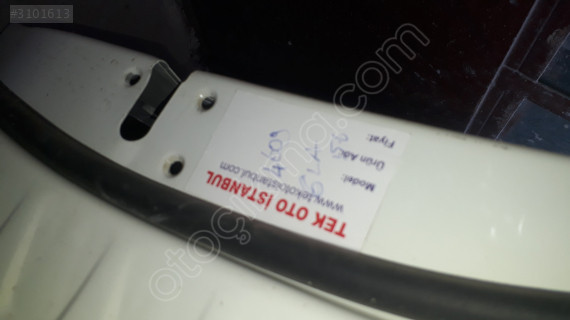 GLA 156 KAPI SAĞ ÖN