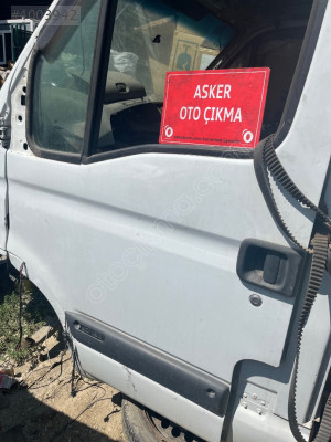 Master 2 sağ sol ön kapı cam döşeme