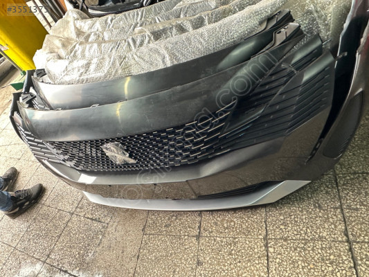 Peugeot 5008 ön tampon hatasız