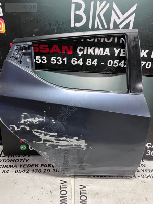 Nissan Micra K14 Sağ Arka Kapı