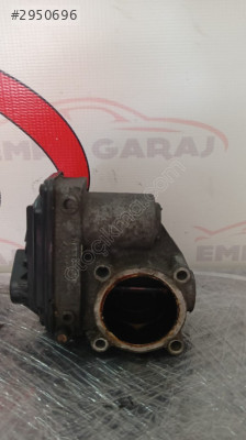 VP256U-9E927F Ford Focus 2 Gaz Kelebeği (05-08)