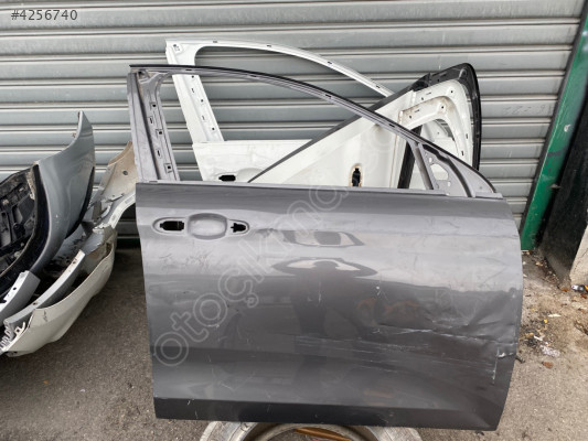 Fiat Egea sağ ön kapı füme