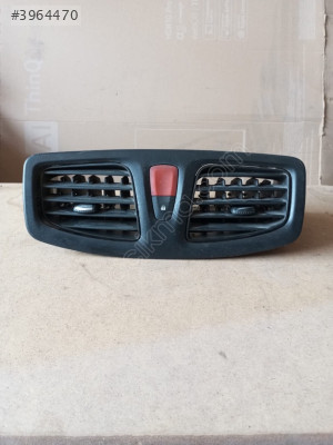 Renault Fluence orta fan paneli
