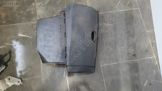 Renault clio 3 torpido kapağı