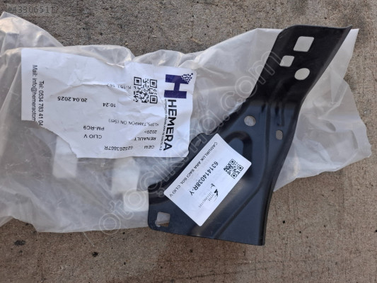 Clio 5 çamurluk baglanti saci sol 631414083R 625263867R