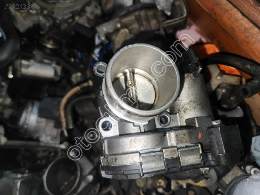 fiat palio 1.2 benzinli orjinal çıkma gaz kelebeği