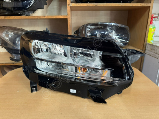 PEUGEOT PARTNER SAĞ ÖN FAR SIFIR ORJİNAL 9864538980