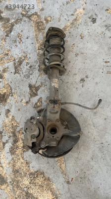Volkswagen grubu Sağ amortisör çıkma