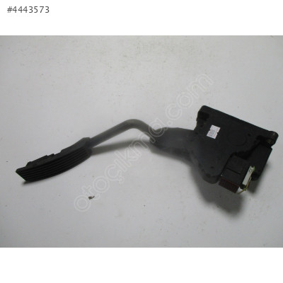 Opel Corsa D Gaz Pedalı 55702021