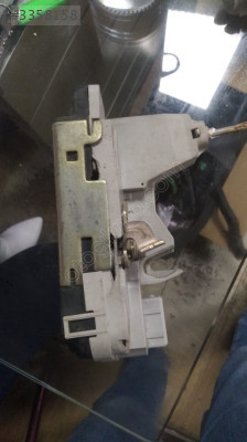 Peugeot 307 sol arka kapı kilidi