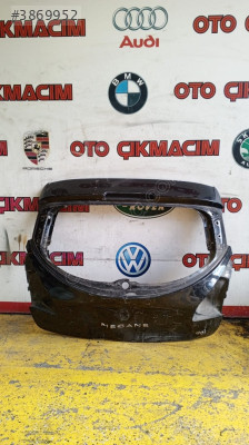 RENAULT MEGANE SİYAH BAGAJ KAPAĞI