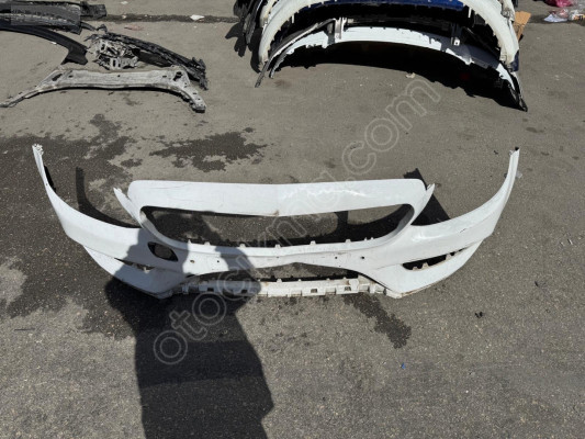 MERCEDES C SERİSİ W205 KASA BEYAZ ÖN TAMPON ORJINAL