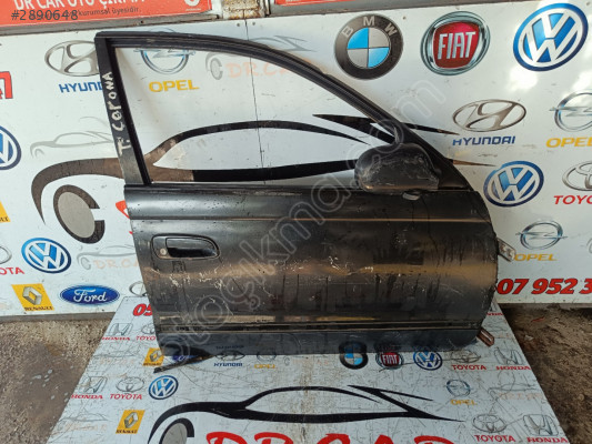 TOYOTA CORONA DOLU SAĞ ÖN KAPI ORİJİNAL ÇIKMA PARÇA