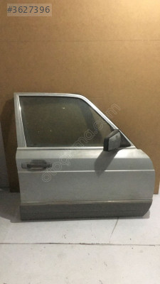 MERCEDES W126 ÖN SAĞ KAPI
