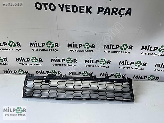 SKODA SÜPER B ORTA IZGARA KROMLU 2019-2023 3V0853677A