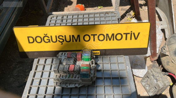 Linea euro 5 sigorta Kutusu