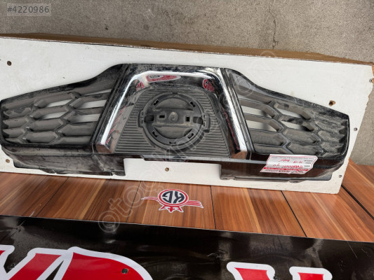 2009/2013 Nissan Qashqai Ön Panjur - Oto Çıkma Parçaları