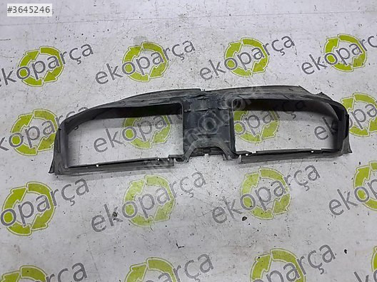 BMW 3 2004 2012 E90 3 SERİSİ ÖN PANJUR MASKESİ 51717134099