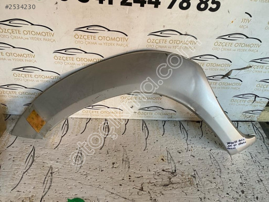 TOYOTA HİLUX SOL ÖN ÇAMURLUK PLASTİĞİ ORJİNAL ÇIKMA