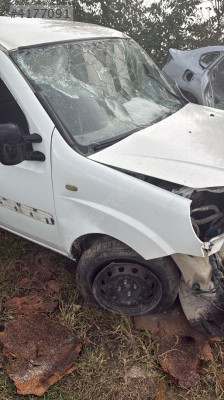Doblo sağ ön çamurluk