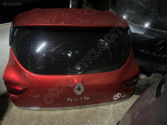Clio 4 bagaj kapağı dolu