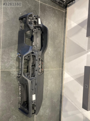 BMW G30 GÖĞÜS TORPİDO SİYAH DİKİŞSİZ ÇIKMA 51459868754 BDÇ